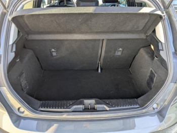 Photo 11 du bon plan FORD Fiesta 1.0 Flexifuel 95ch Active X 5p occasion à 16856 €