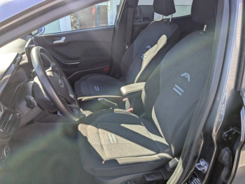 Photo 15 du bon plan FORD Fiesta 1.0 Flexifuel 95ch Active X 5p occasion à 16856 €