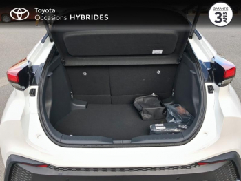 Photo 10 du bon plan TOYOTA C-HR 1.8 Hybride 140ch Graphic MY26 occasion à 34290 €