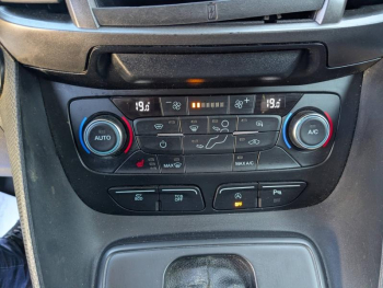 Photo 15 du bon plan FORD Transit Connect VUL L1 1.5 Ecoblue 120ch Active BVA occasion à 14900 €