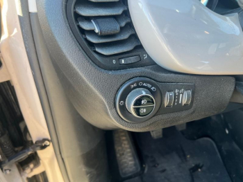 Photo 18 du bon plan FIAT 500X 1.6 Multijet 16v 120ch Popstar occasion à 9900 €