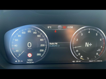 Photo 11 du bon plan VOLVO XC40 T3 163ch Momentum occasion à 22244 €