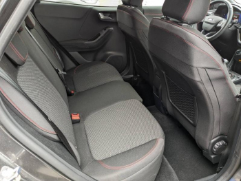 Photo 18 du bon plan FORD Puma 1.0 EcoBoost 125ch mHEV ST-Line 6cv occasion à 14990 €