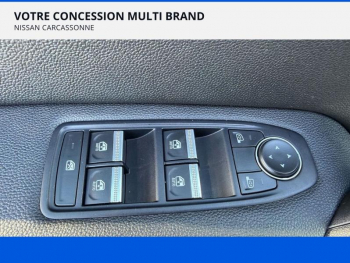 Photo 13 du bon plan RENAULT Captur 1.6 E-Tech hybride 145ch Techno Fast Track occasion à 19450 €