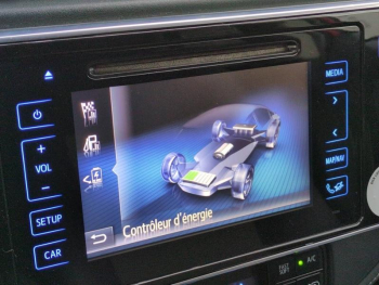 Photo 26 du bon plan TOYOTA Auris HSD 136h Design occasion à 11980 €