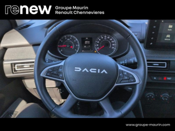 Photo 32 du bon plan DACIA Sandero 1.0 TCe 90ch Expression occasion à 13999 €