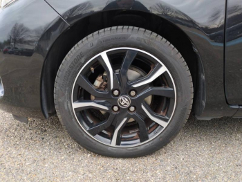 Photo 9 du bon plan TOYOTA Yaris 90 D-4D Design 5p style occasion à 8990 €