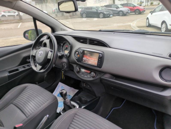 Photo 15 du bon plan TOYOTA Yaris 90 D-4D Design 5p style occasion à 8990 €
