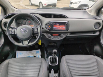 Photo 20 du bon plan TOYOTA Yaris 90 D-4D Design 5p style occasion à 8990 €