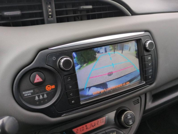 Photo 24 du bon plan TOYOTA Yaris 90 D-4D Design 5p style occasion à 8990 €