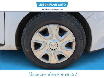 Photo 44 du bon plan RENAULT Clio 0.9 TCe 90ch energy Expression eco² 99g occasion à 6980 €