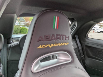 Photo 19 du bon plan ABARTH 500 1.4 Turbo T-Jet 165ch 595 Scorpioneoro BVA E6D full occasion à 19990 €