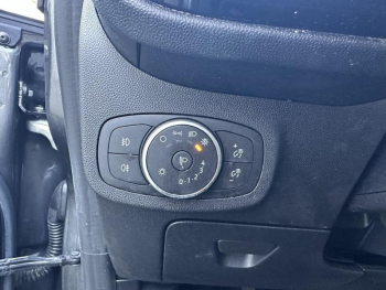 Photo 15 du bon plan FORD Fiesta 1.0 Flexifuel 95ch Titanium Business 5p occasion à 17490 €