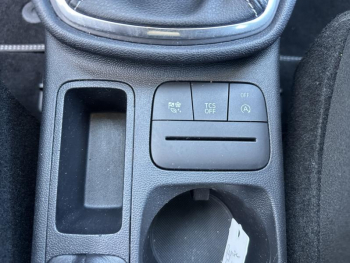 Photo 16 du bon plan FORD Fiesta 1.0 Flexifuel 95ch Titanium Business 5p occasion à 17490 €