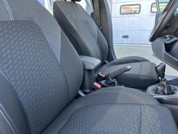 Photo 27 du bon plan FORD Fiesta 1.0 Flexifuel 95ch Titanium Business 5p occasion à 17490 €