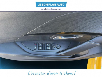 Photo 13 du bon plan PEUGEOT 208 1.5 BlueHDi 100ch S&S GT Line occasion à 10990 €