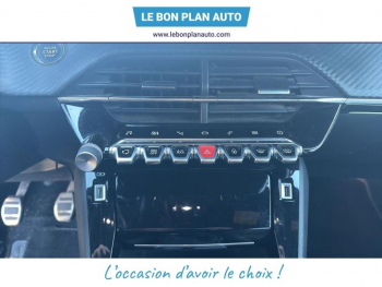 Photo 19 du bon plan PEUGEOT 208 1.5 BlueHDi 100ch S&S GT Line occasion à 10990 €