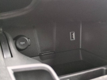 Photo 23 du bon plan DS DS 7 Crossback BlueHDi 180ch Performance Line + Automatique occasion à 22890 €