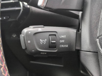 Photo 25 du bon plan DS DS 7 Crossback BlueHDi 180ch Performance Line + Automatique occasion à 22890 €