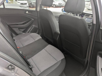 Photo 19 du bon plan HYUNDAI i20 1.0 T-GDi 100ch Intuitive occasion à 11990 €