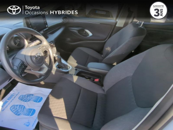 Photo 11 du bon plan TOYOTA Yaris 116h Design 5p MY22 occasion à 20500 €