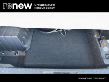 Photo 15 du bon plan RENAULT Captur 1.6 E-Tech hybride rechargeable 160ch Initiale Paris -21 occasion à 20900 €