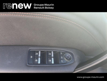 Photo 23 du bon plan RENAULT Captur 1.6 E-Tech hybride rechargeable 160ch Initiale Paris -21 occasion à 20900 €