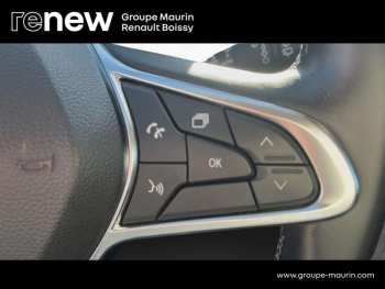 Photo 26 du bon plan RENAULT Captur 1.6 E-Tech hybride rechargeable 160ch Initiale Paris -21 occasion à 20900 €