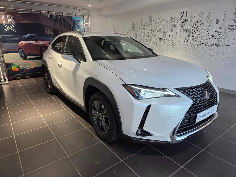 Bon plan LEXUS UX 250h 2WD Luxe Plus MY21 occasion à 26490 €