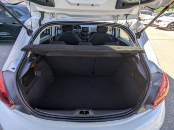 Photo 18 du bon plan PEUGEOT 208 1.0 PureTech Active 5p occasion à 7490 €