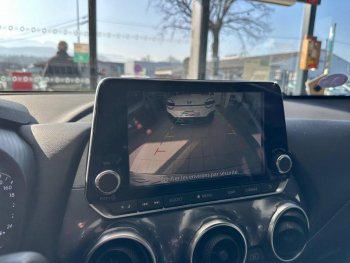 Photo 21 du bon plan NISSAN Juke 1.6 Hybrid 143ch N-Connecta 2023 occasion à 18990 €