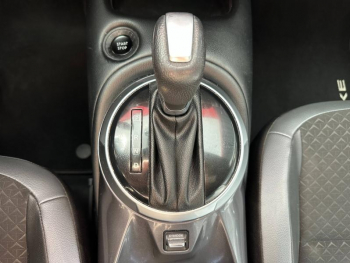 Photo 25 du bon plan NISSAN Juke 1.6 Hybrid 143ch N-Connecta 2023 occasion à 18990 €