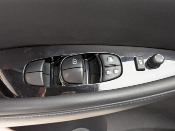 Photo 20 du bon plan NISSAN Leaf 150ch 40kWh Tekna 21.5 occasion à 14990 €