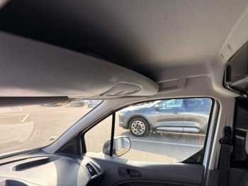 Photo 19 du bon plan FORD Transit Connect VUL L1 1.0E 100ch E85 Trend occasion à 13490 €