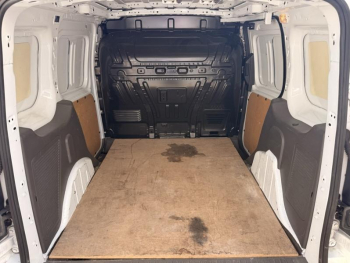 Photo 21 du bon plan FORD Transit Connect VUL L1 1.0E 100ch E85 Trend occasion à 13490 €