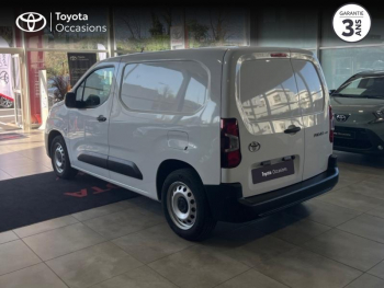 Photo 2 du bon plan TOYOTA PROACE CITY Medium 130 D-4D Start BVA Pack Confort occasion à 21970 €