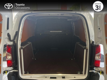 Photo 10 du bon plan TOYOTA PROACE CITY Medium 130 D-4D Start BVA Pack Confort occasion à 21970 €