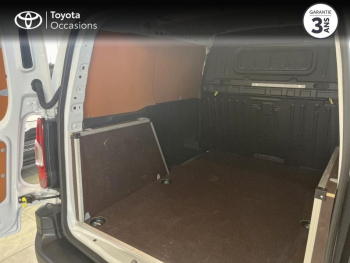 Photo 12 du bon plan TOYOTA PROACE CITY Medium 130 D-4D Start BVA Pack Confort occasion à 21970 €