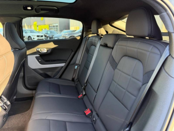 Photo 10 du bon plan POLESTAR Polestar 2 299ch Long range Single motor Prime occasion à 42990 €