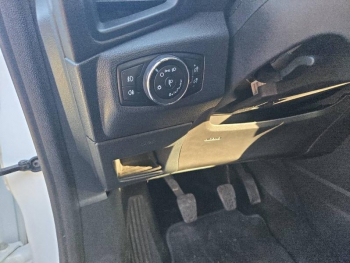 Photo 20 du bon plan FORD EcoSport 1.0 EcoBoost 100ch Trend Euro6.2 occasion à 10490 €