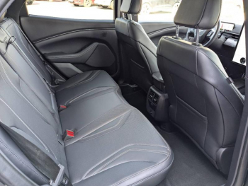 Photo 20 du bon plan FORD Mustang Mach-E 269ch Standard Range 72,6kWh Mach-E Propulsion occasion à 43980 €