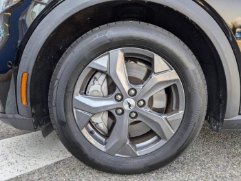 Photo 21 du bon plan FORD Mustang Mach-E 269ch Standard Range 72,6kWh Mach-E Propulsion occasion à 43980 €