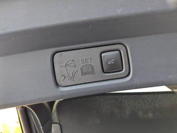 Photo 23 du bon plan FORD Mustang Mach-E 269ch Standard Range 72,6kWh Mach-E Propulsion occasion à 43980 €