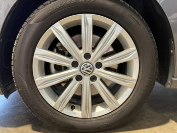 Photo 25 du bon plan VOLKSWAGEN Touran 2.0 TDI 150ch BlueMotion Technology FAP Carat DSG6 7 places occasion à 18900 €