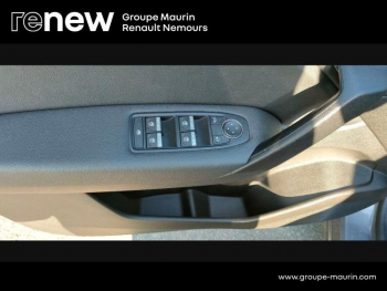 Photo 18 du bon plan RENAULT Captur 1.6 E-Tech hybride 145ch Techno Fast Track occasion à 19900 €