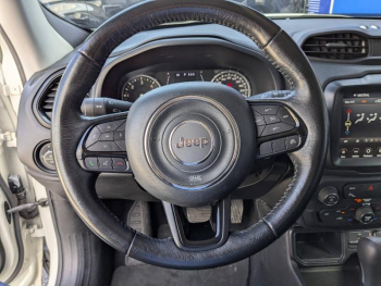 Photo 11 du bon plan JEEP Renegade 1.6 MultiJet 120ch Brooklyn Edition BVR6 occasion à 15900 €