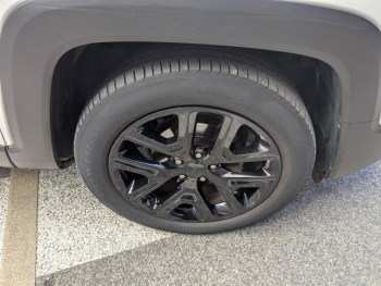 Photo 22 du bon plan JEEP Renegade 1.6 MultiJet 120ch Brooklyn Edition BVR6 occasion à 15900 €