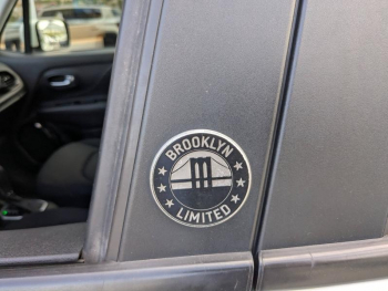 Photo 26 du bon plan JEEP Renegade 1.6 MultiJet 120ch Brooklyn Edition BVR6 occasion à 15900 €