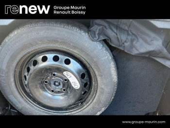 Photo 15 du bon plan RENAULT Captur 1.6 E-Tech hybride 145ch Iconic occasion à 21900 €