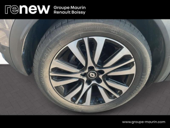 Photo 20 du bon plan RENAULT Captur 1.6 E-Tech hybride 145ch Iconic occasion à 21900 €